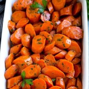 Slow Cooker glasierte Karotten.
