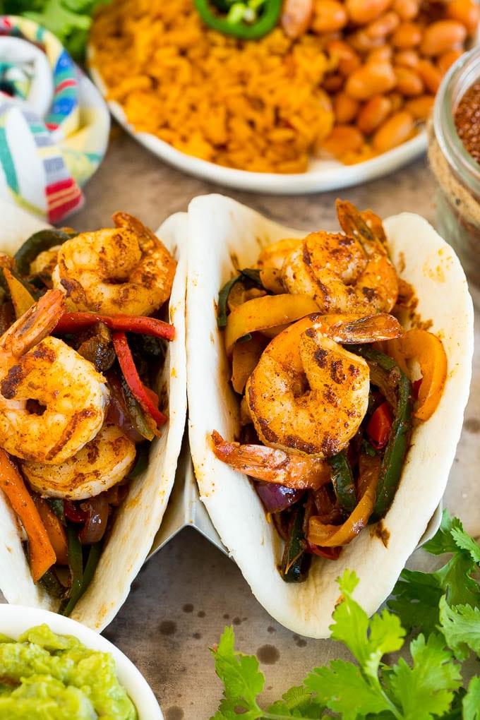 Fajita Gewürzmischung Rezept 6 Fertig gewürzte Fajita-Zutaten in einer Pfanne