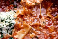 Cozy Slow Cooker Lasagna Soup