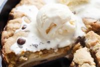 Cheesecake Stuffed Pizookie