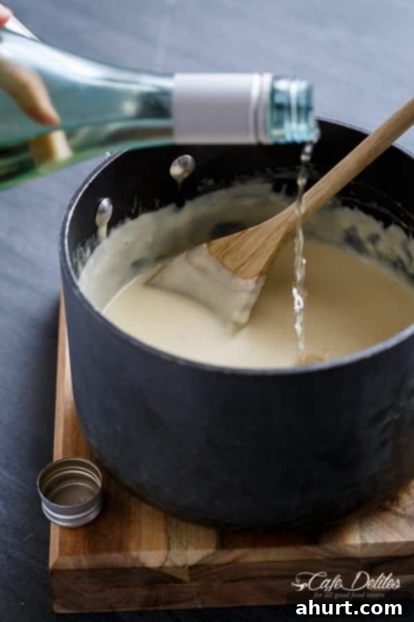 making of Creamy White Wine Sauce 