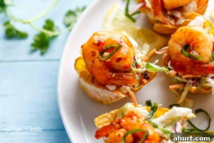 Zoom in image of Garlic Prawn (Shrimp) Salad Wonton Cups with Sweet Chilli Sauce 