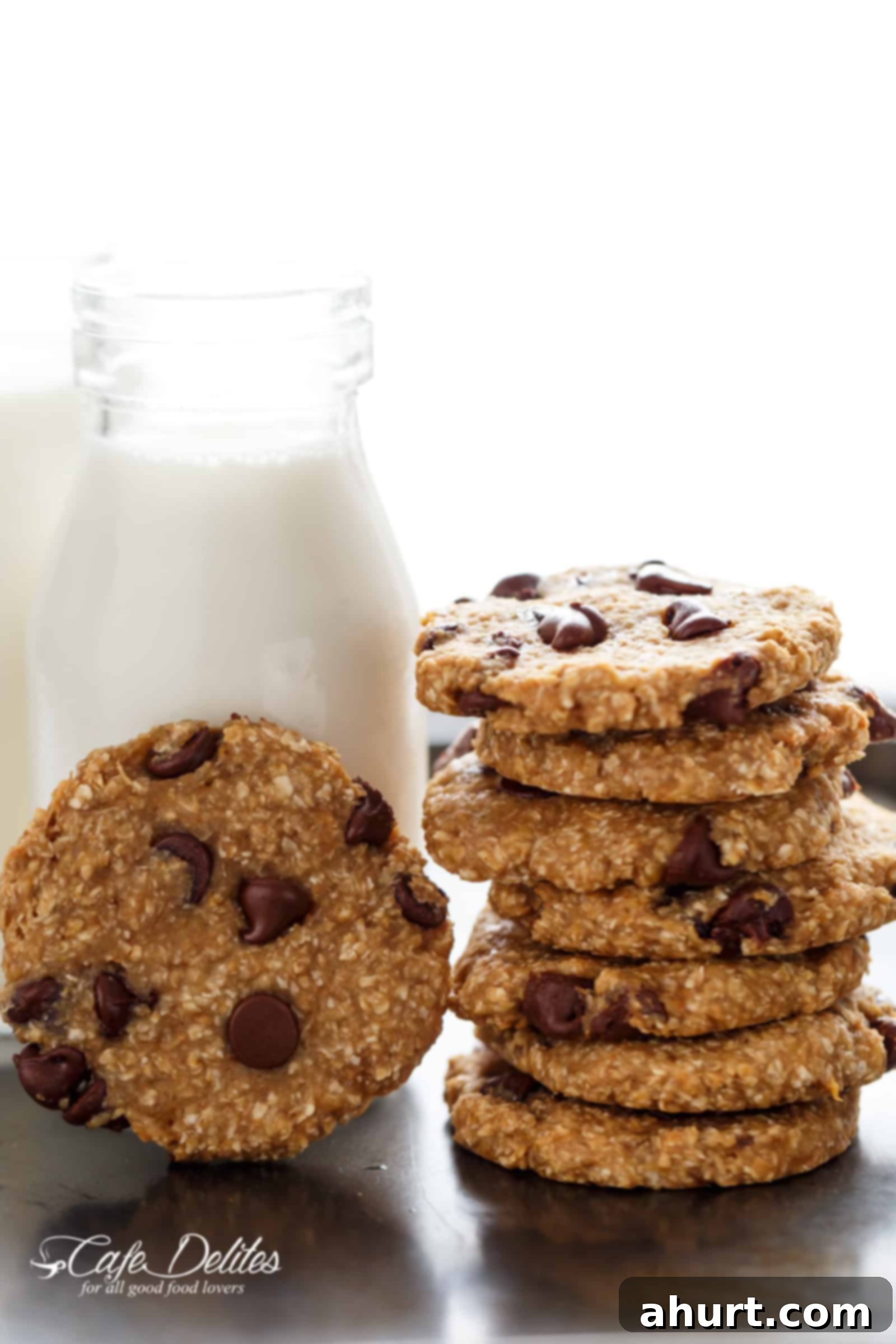 Healthy 2 Ingredient Breakfast Cookies 2 Side view image of Healthy 2-Ingredient Breakfast Cookies