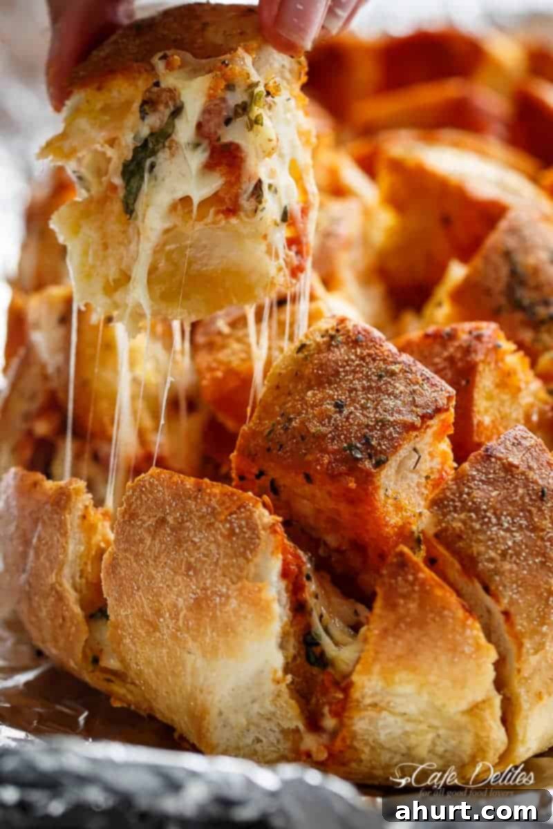 Garlic Butter Pizza Monkey Bread 4 Zoom in image of Garlic Butter Pizza Pull Apart Bread
