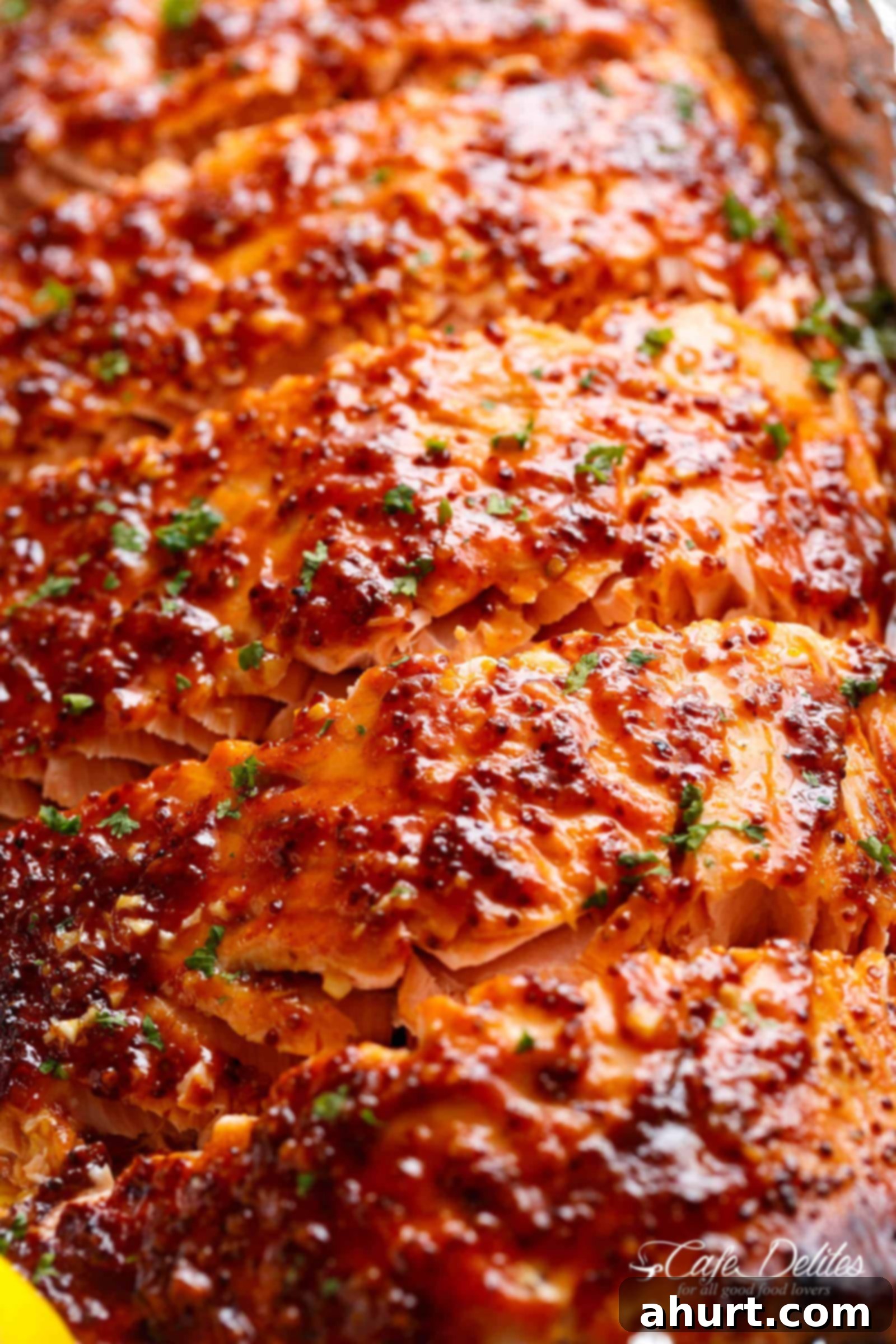 Zoom in image of Garlic Butter Honey Mustard Salmon In Foil