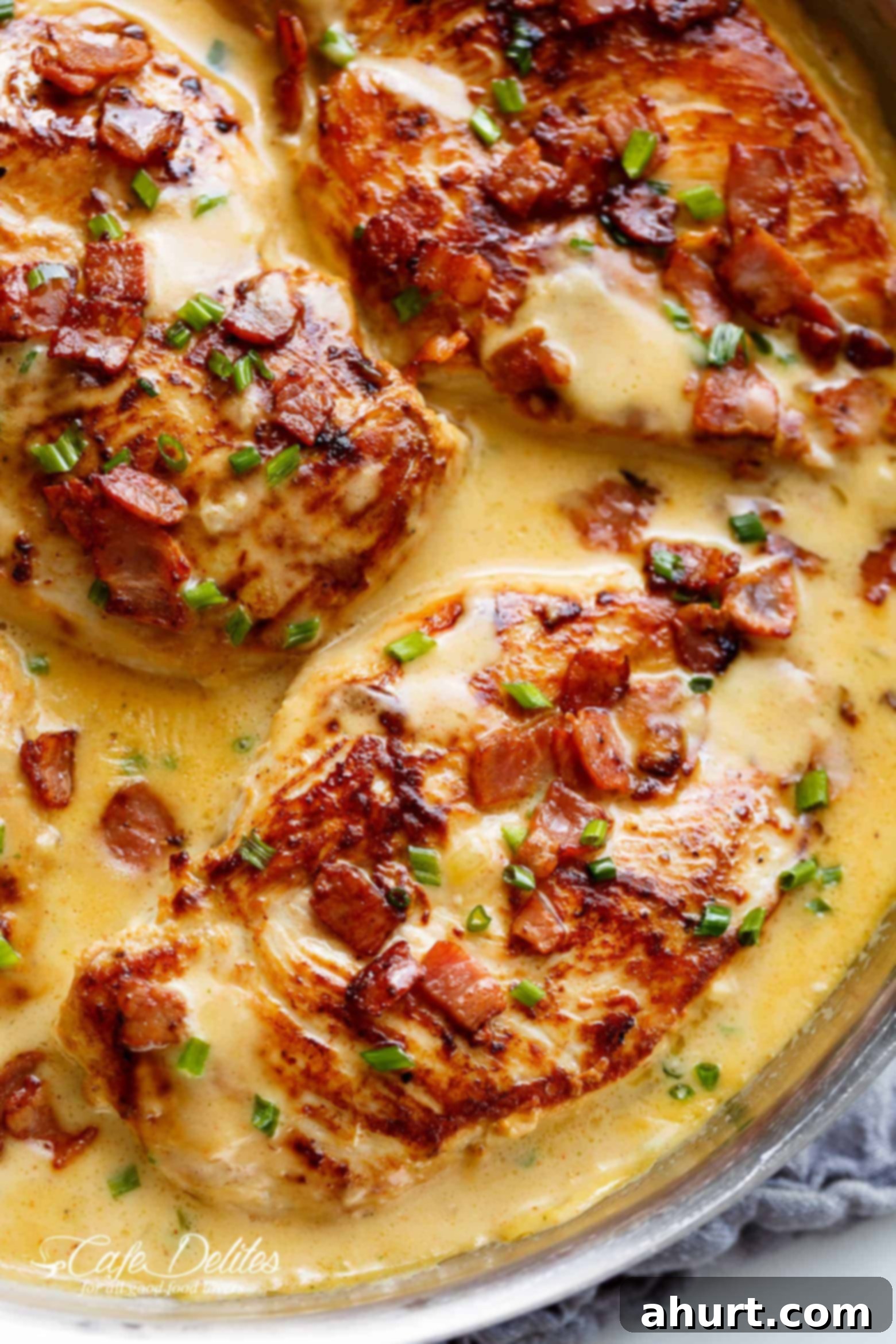 Zoom in image of Creamy Beer Cheese Chicken With Crispy Bacon in a pan