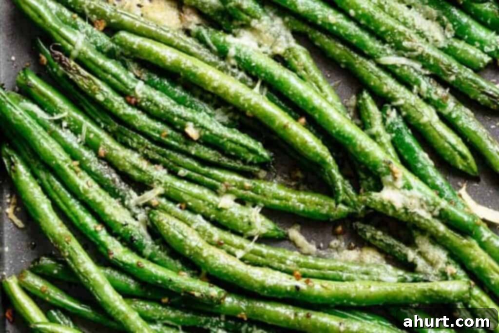 Parmesan Garlic Green Beans 6 Step 4: Roasted green beans garnished with fresh parsley.